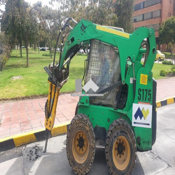 alquiler-de-minicargador-bobcat-bogota